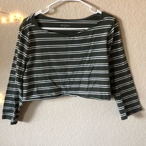 Long Sleeve Crop